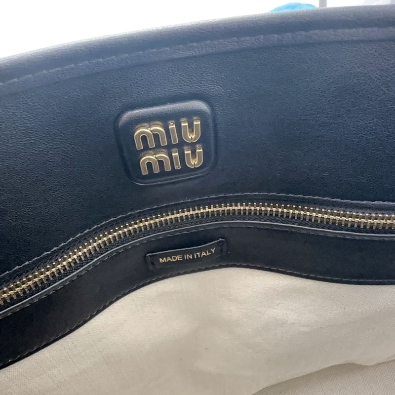 Miu Miu Tote Bags